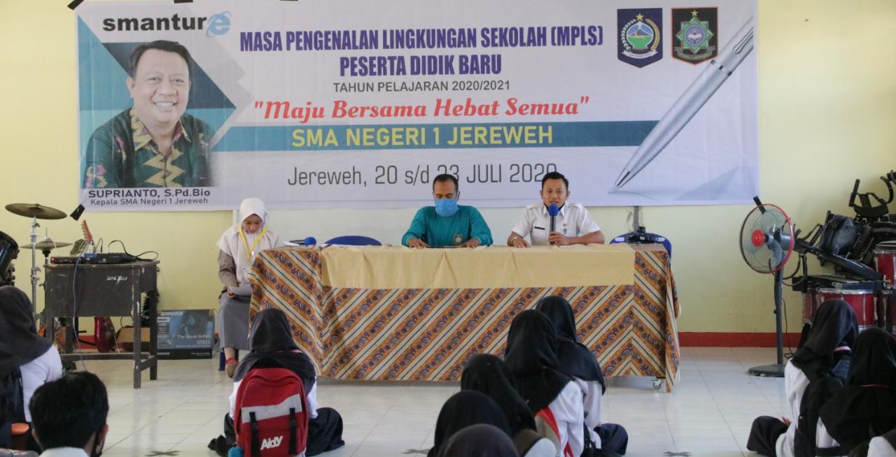 MPLS 2020/2021 Hari Pertama